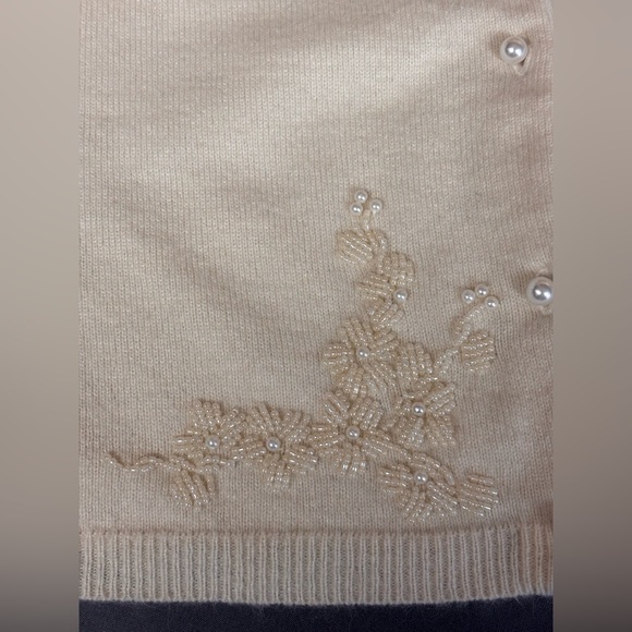 Jones New York Beaded Women’s Large Lamb Wool Angora Blend Cardigan Sweater - Picture 3 of 8